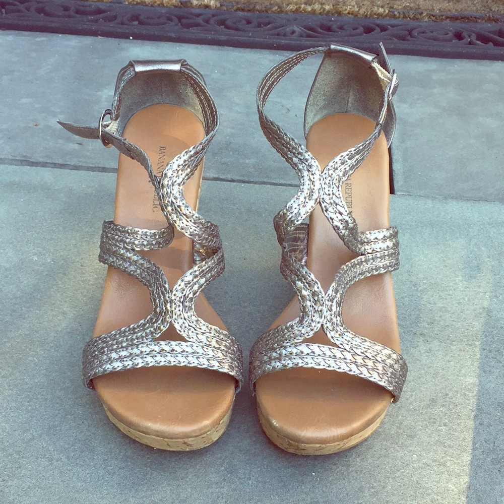 Wedge sandals